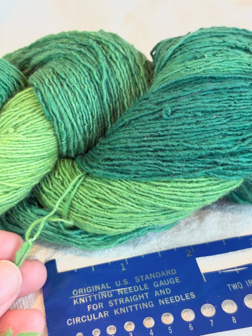 indie hand dyed green gradient skein lace wool emerald chartreuse nwot - Picture 2 of 5